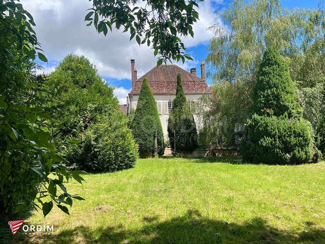 Maison à BLENEAU