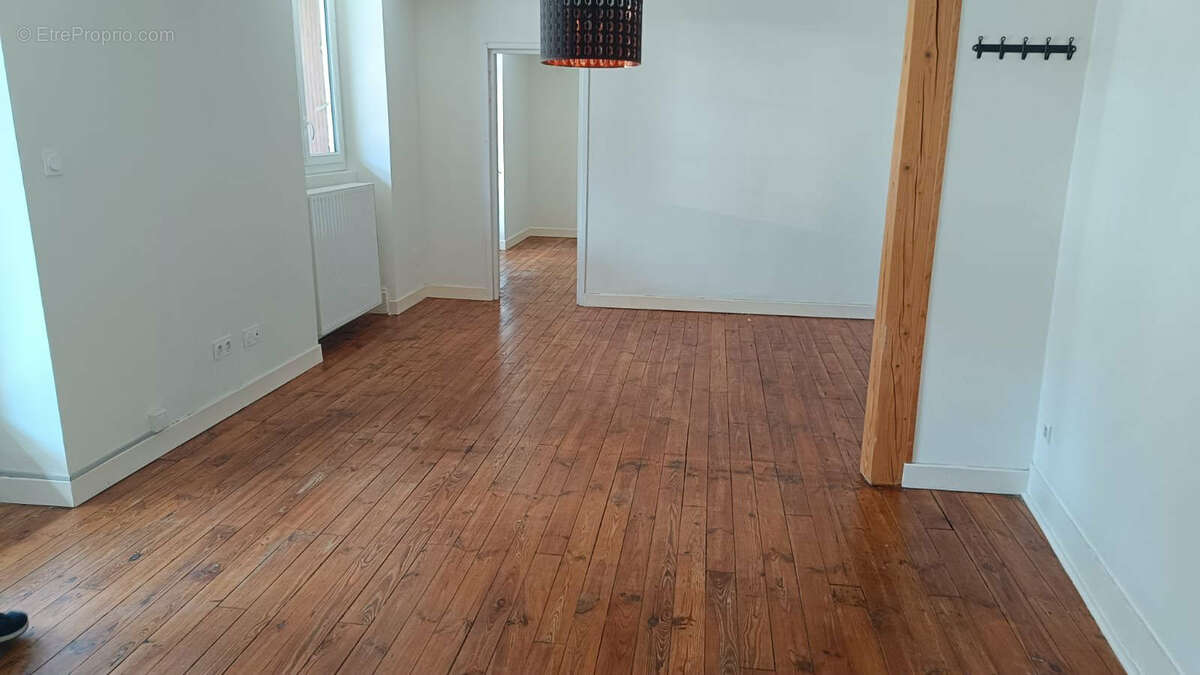 Vichy parcs des sources, appartement type 2 dans une petite copropriete - photo 3