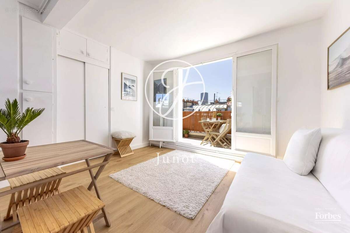 Appartement à PARIS-5E