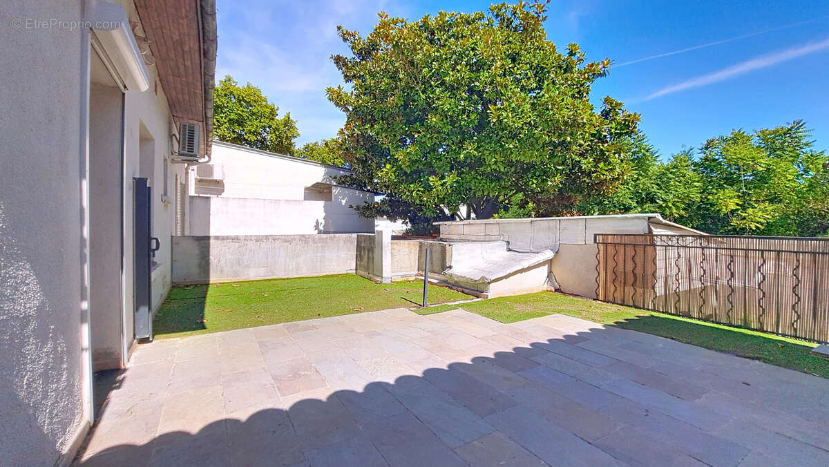 Appartement à NIMES