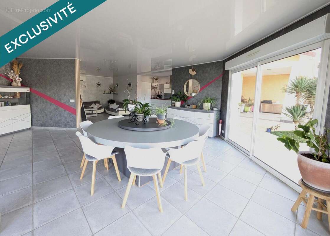 Photo 5 - Maison à VEZERONCE-CURTIN