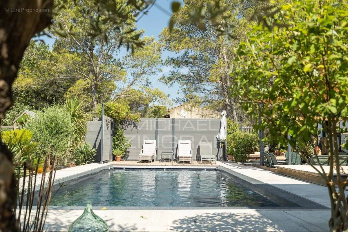 Maison à LOURMARIN