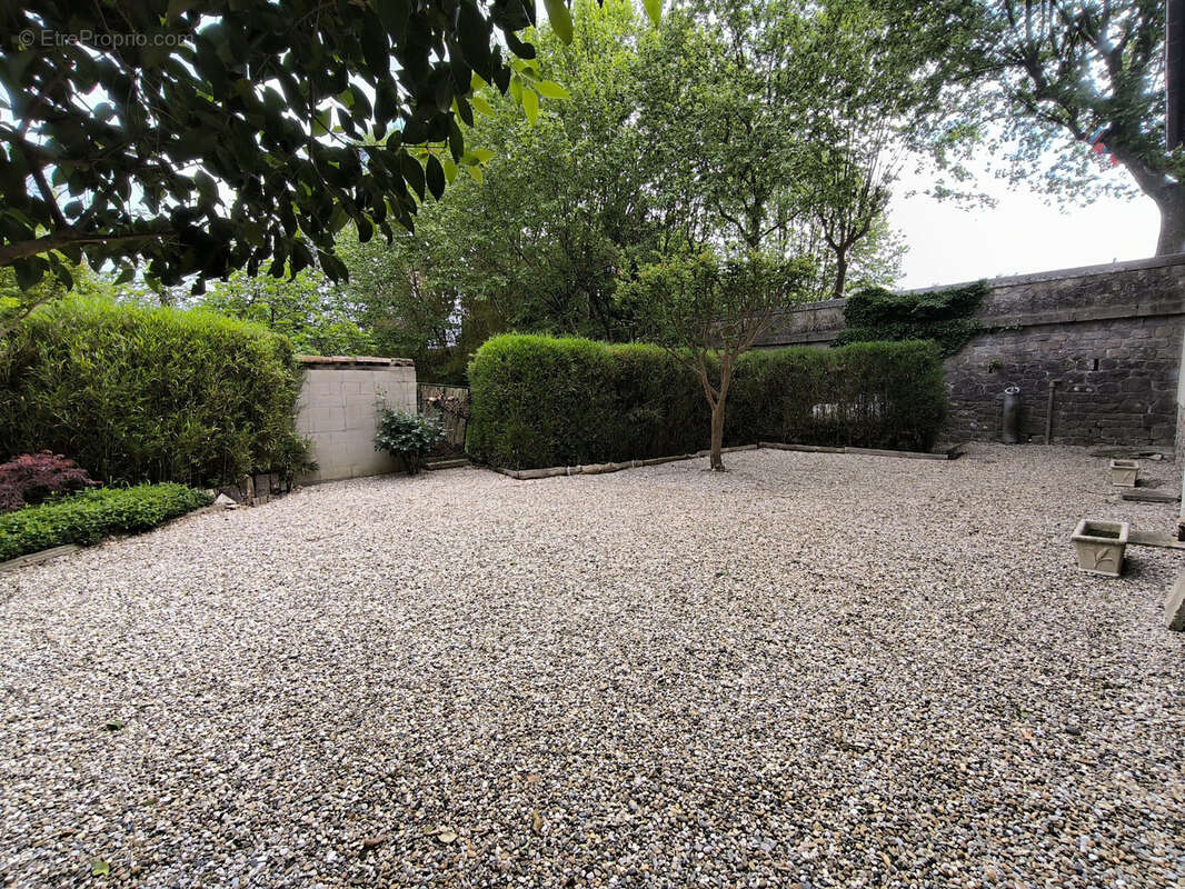 Commerce à SAINT-JEAN-DU-GARD