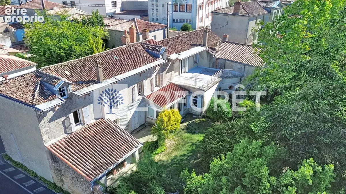 Maison à BRESSUIRE