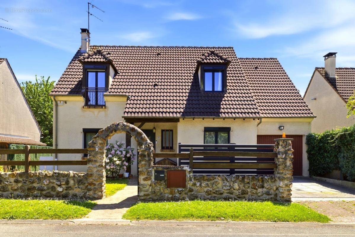 Maison à MONTMORENCY