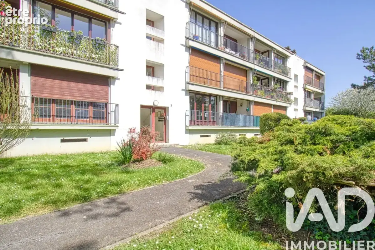Photo 1 - Appartement à THORIGNY-SUR-MARNE