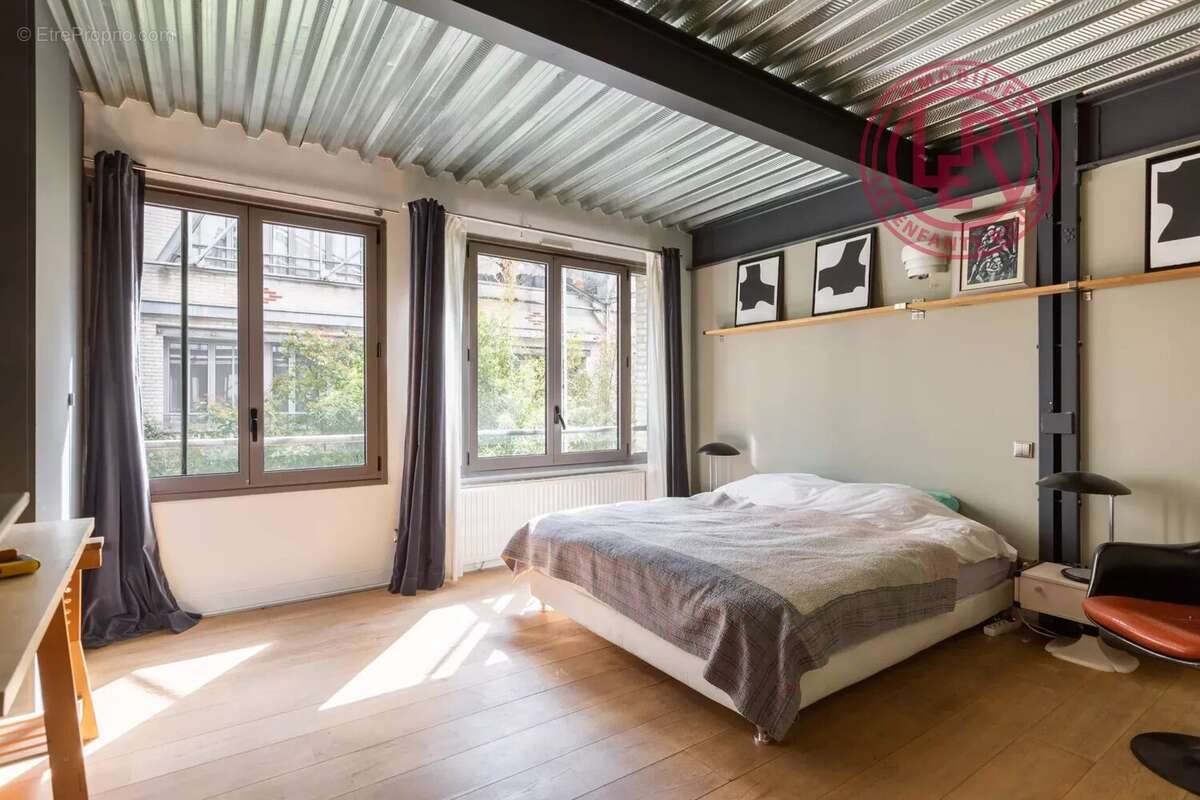 Maison à PARIS-19E