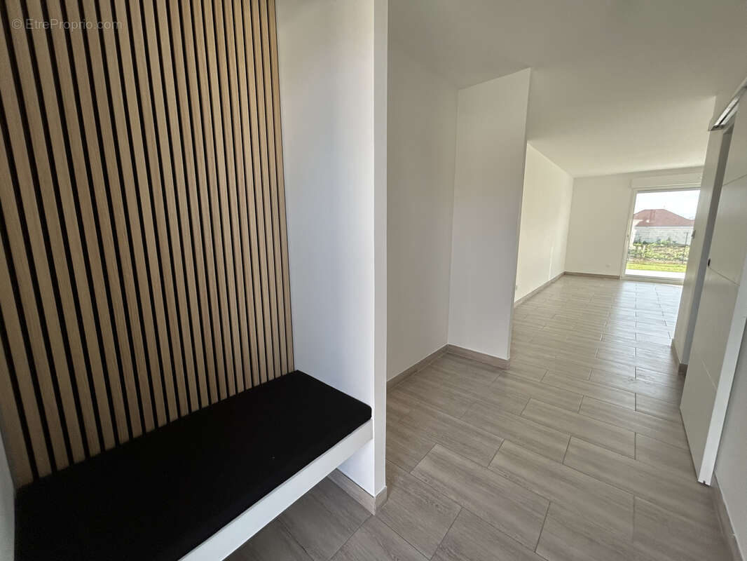 Maison à BREVIANDES