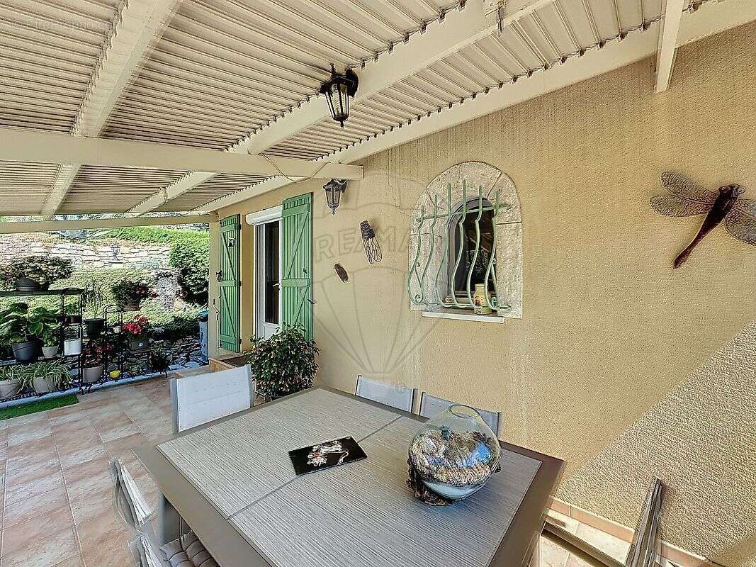 Maison à BOISSET-ET-GAUJAC