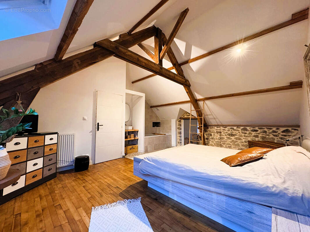 Saint andre des eaux bourg - maison 4ch + dependance 2 pieces - photo 5