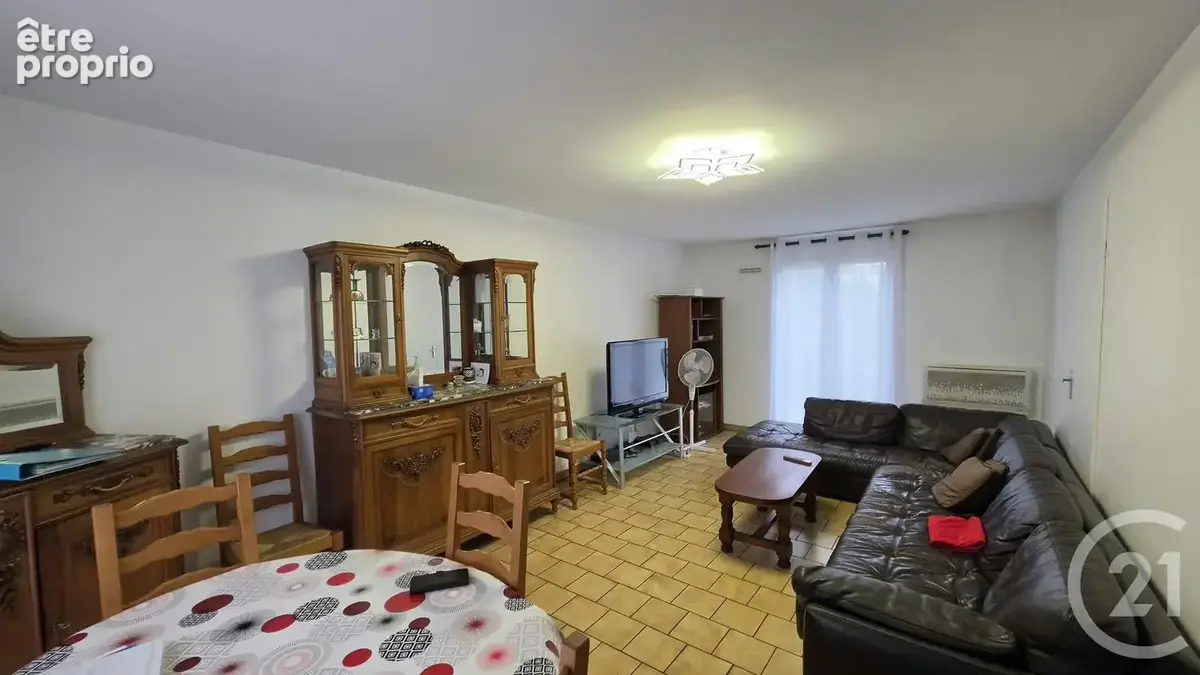 Maison à SARCELLES