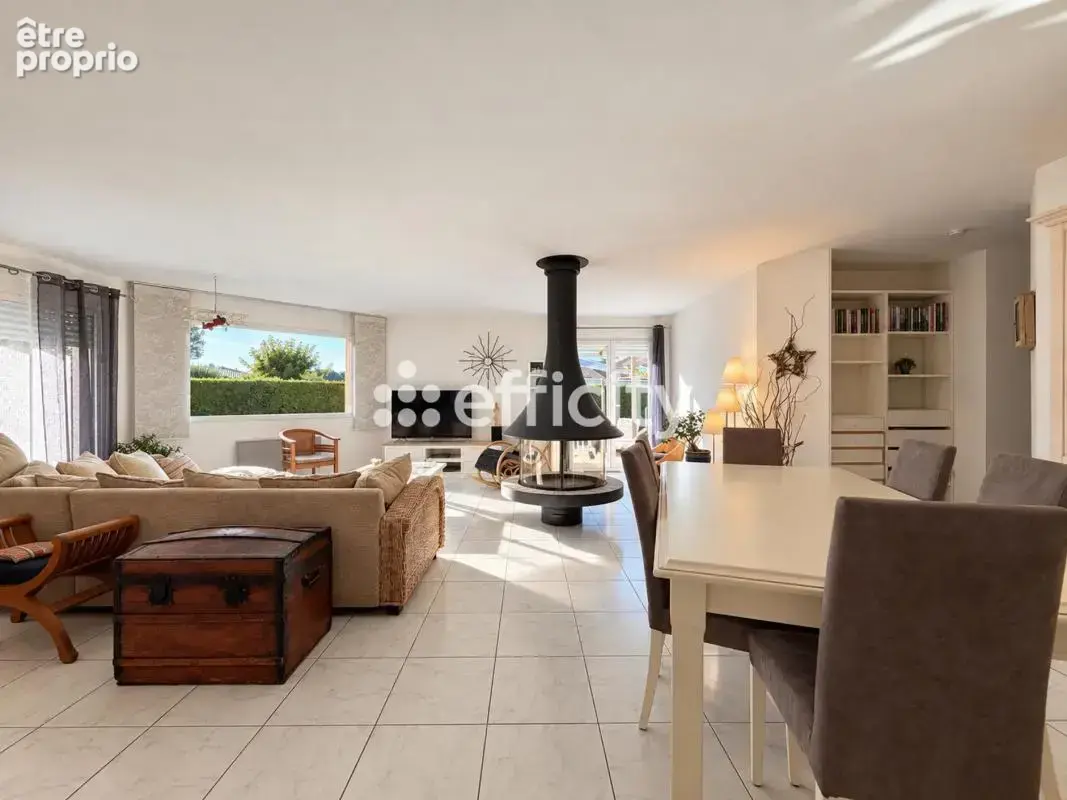 Maison 5 pièces 131 m² à vendre à Ares (33740) - photo 5