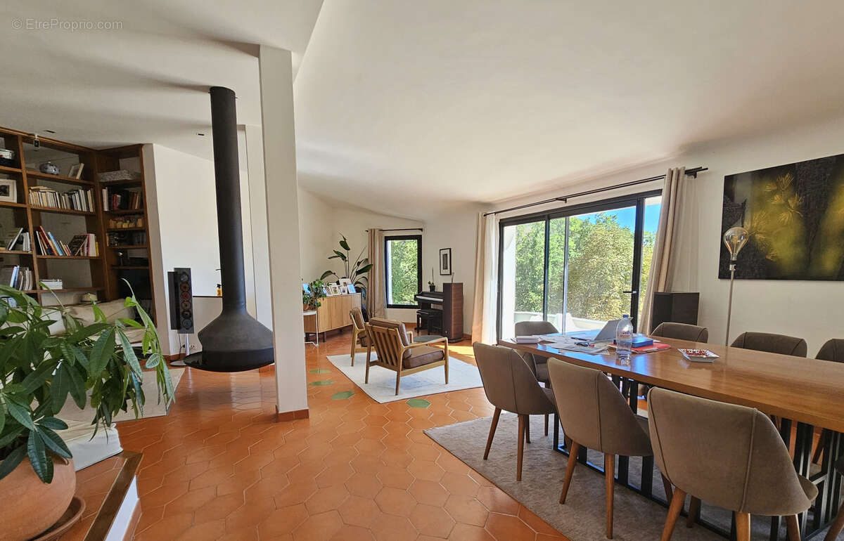 Maison à SAINT-VALLIER-DE-THIEY