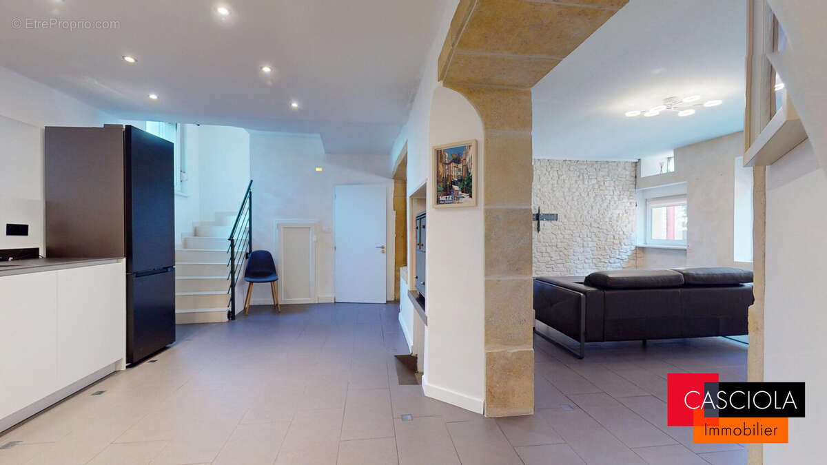 Maison 107 m² à Jouy-Aux-Arches  - photo 4