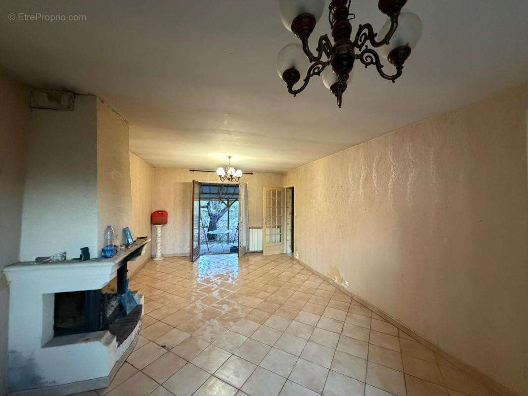 Grande Maison Familiale avec Potentiel Locatif - photo 3