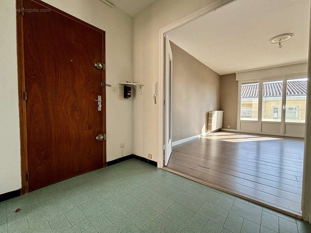 Appartement 79 m² à Bourg-De-Peage  - photo 3