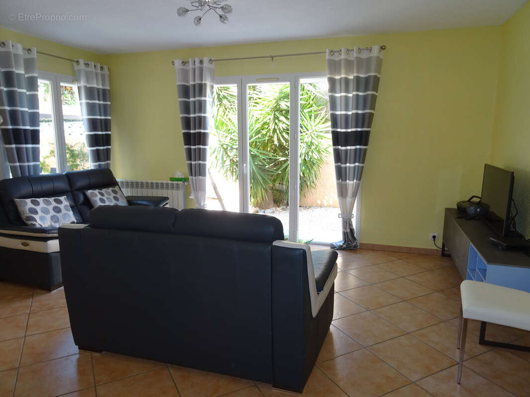 Maison à CANET-EN-ROUSSILLON