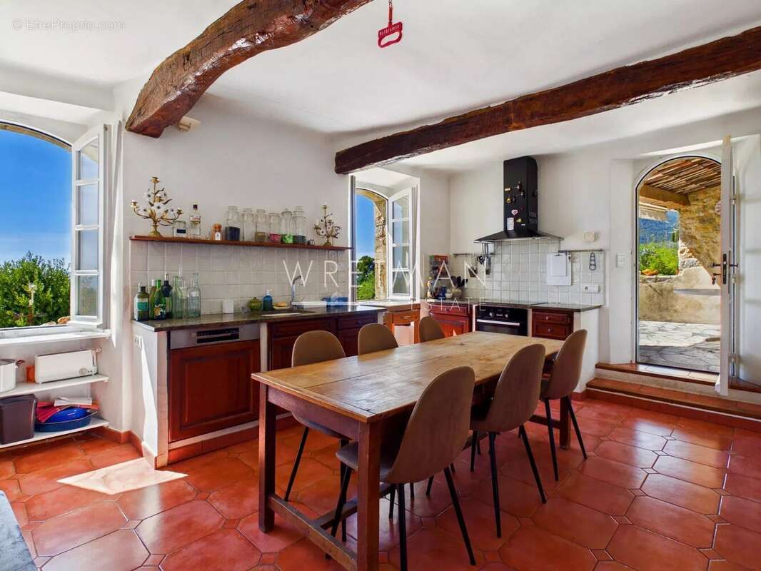 Maison à SEILLANS
