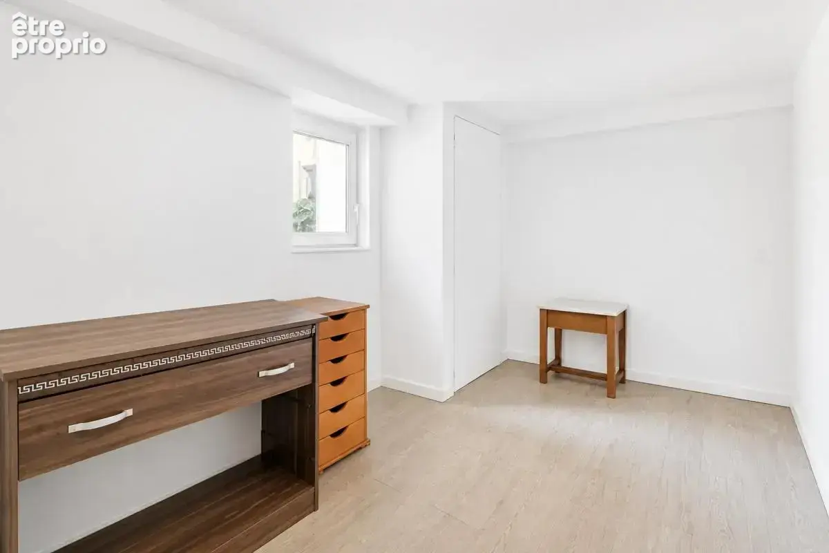 Maison de 3 pièces de 60 m² située à Stains - photo 4