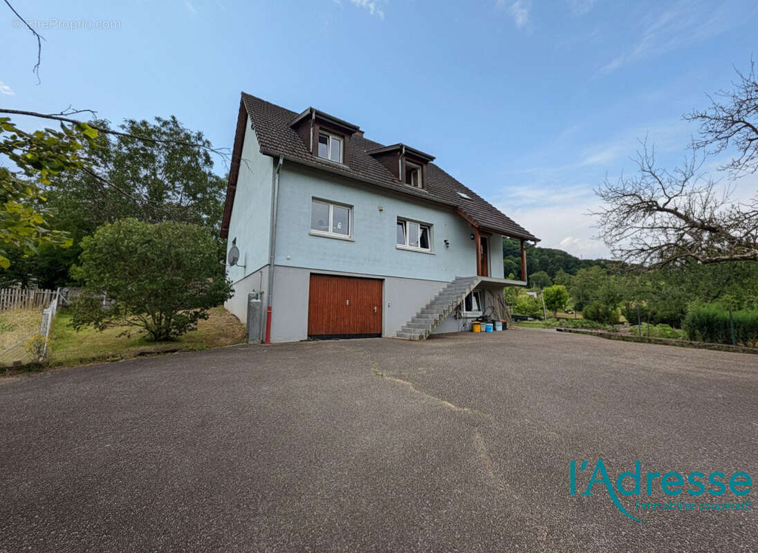 Maison familiale - 6 pièces - environ 733m² de terrain - photo 15