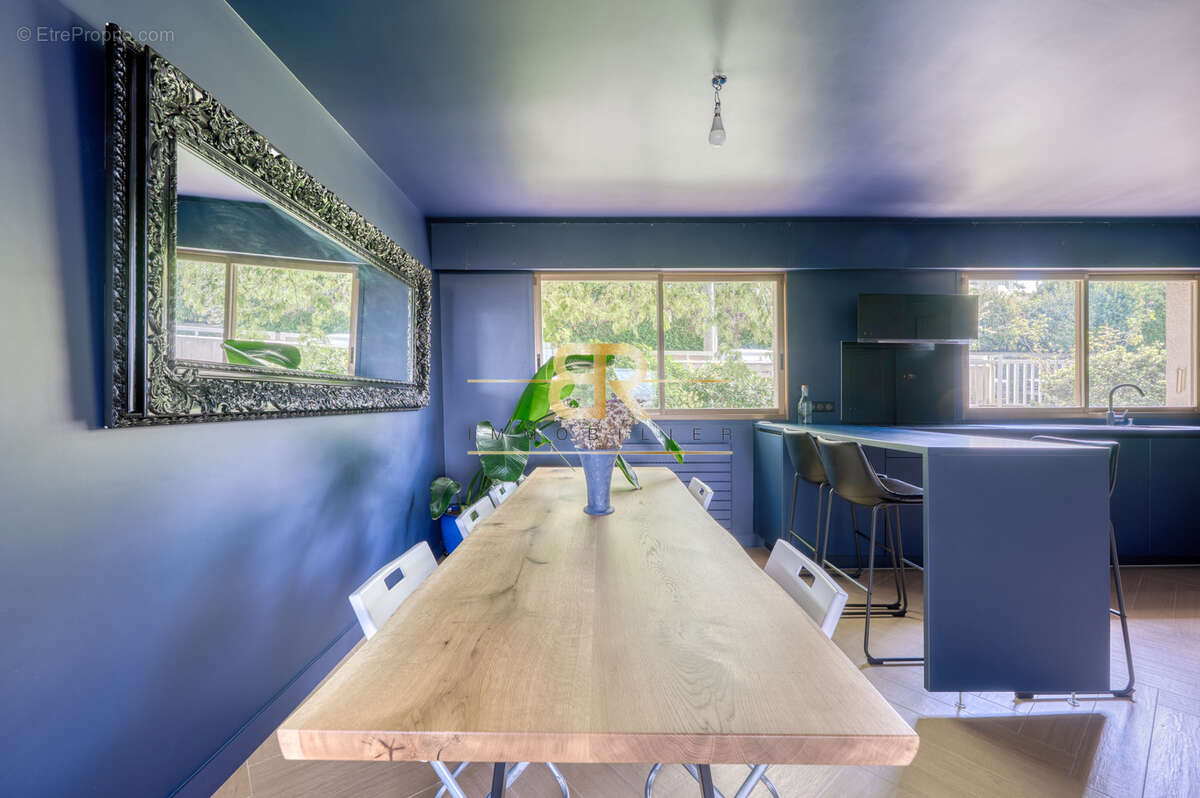 Maison à CHENNEVIERES-SUR-MARNE