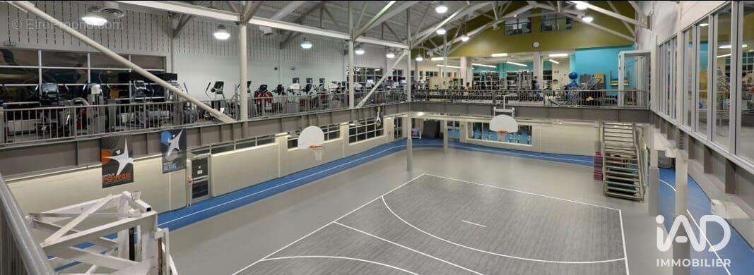 Photo 4 - Commerce à SAINT-CERGUES