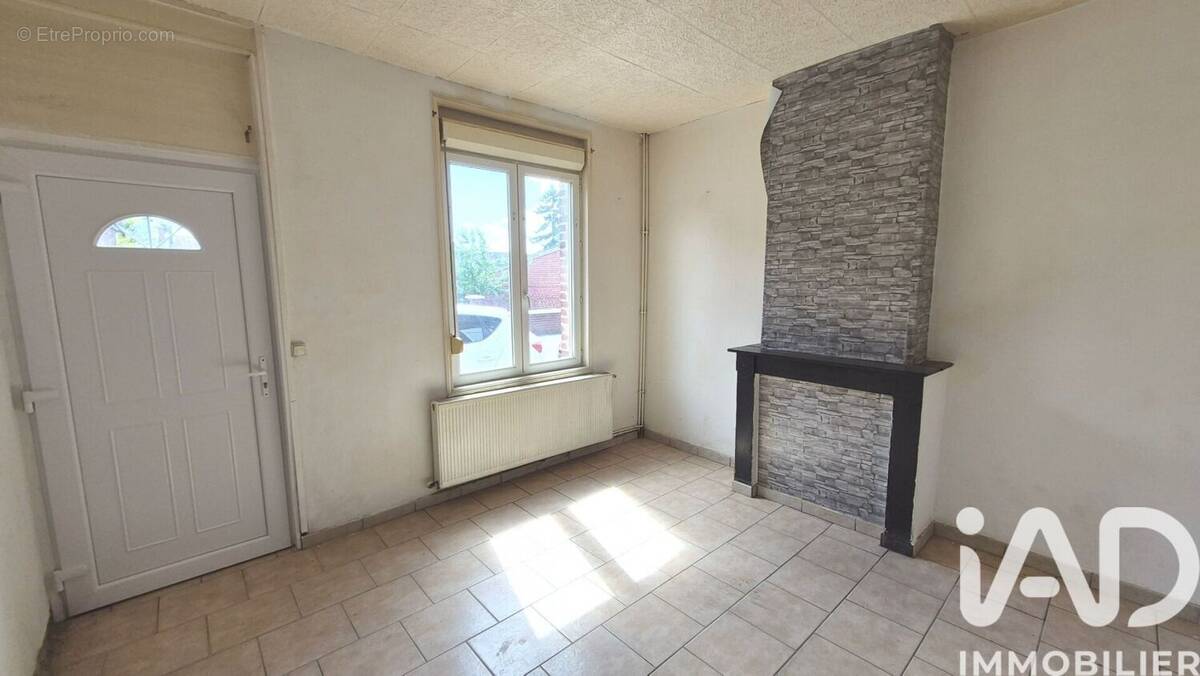 Photo 1 - Maison à MARLY