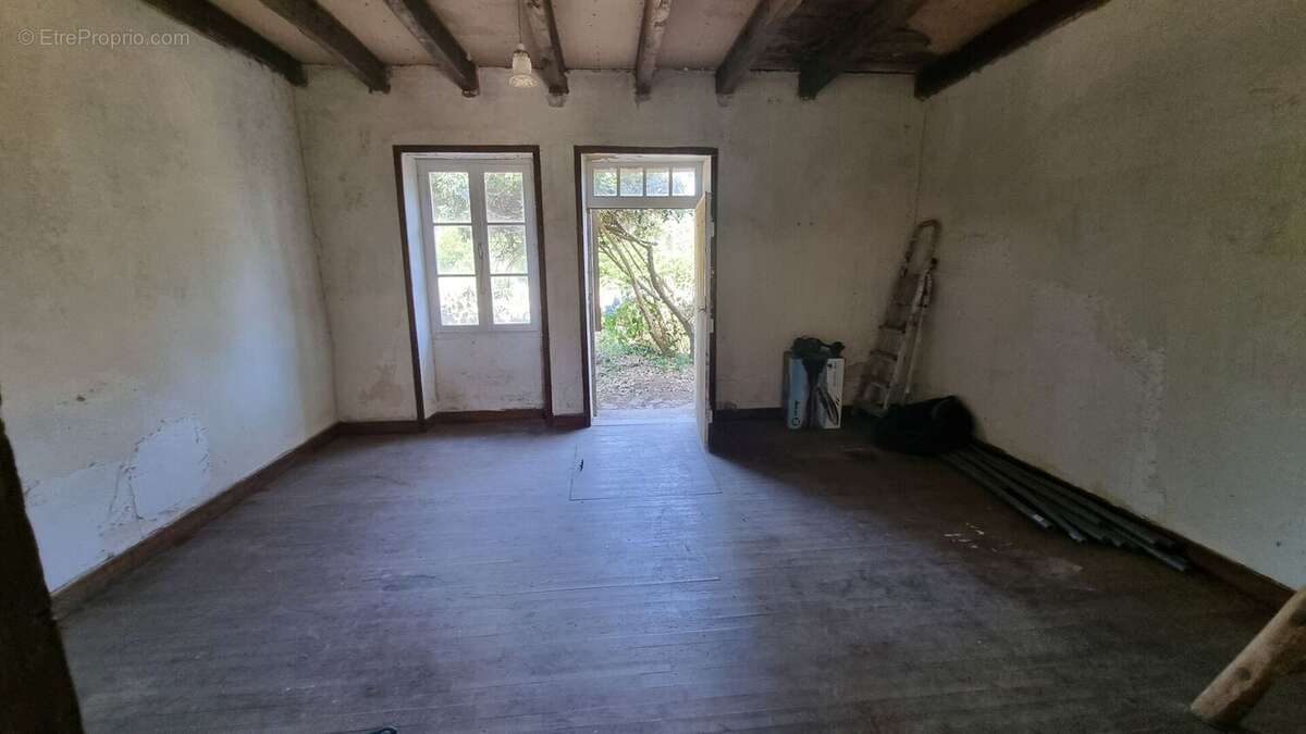Maison 50 m² à Etouars  - photo 2