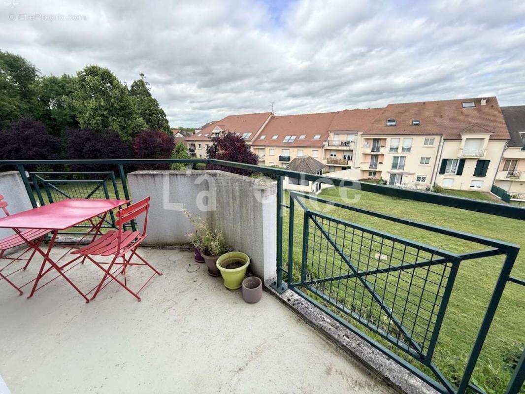 Appartement à CLAYE-SOUILLY
