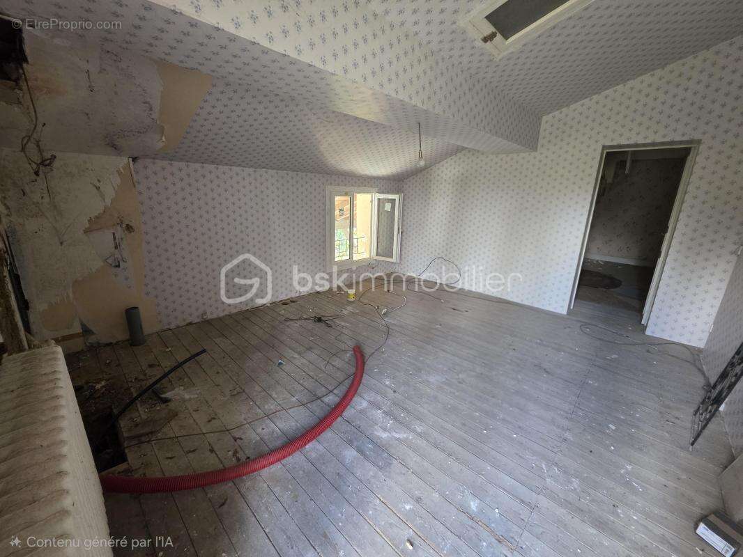 Maison à CASTELSARRASIN