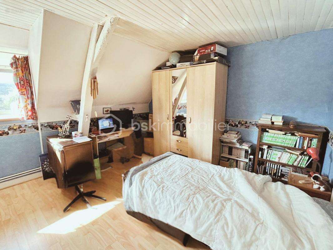 Maison à BENAIS