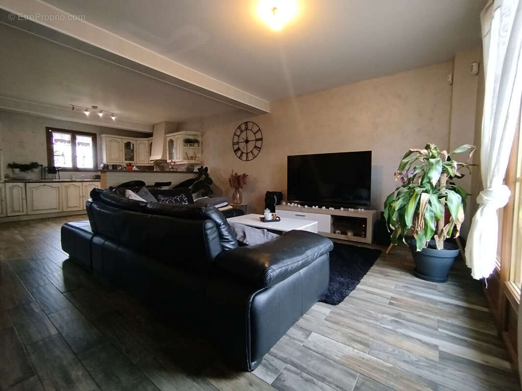 Maison à SAINT-AUBIN-EN-BRAY