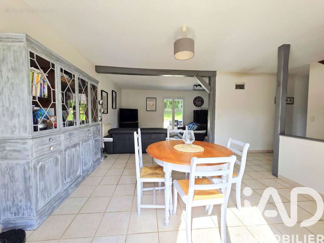 Photo 5 - Maison à GASVILLE-OISEME