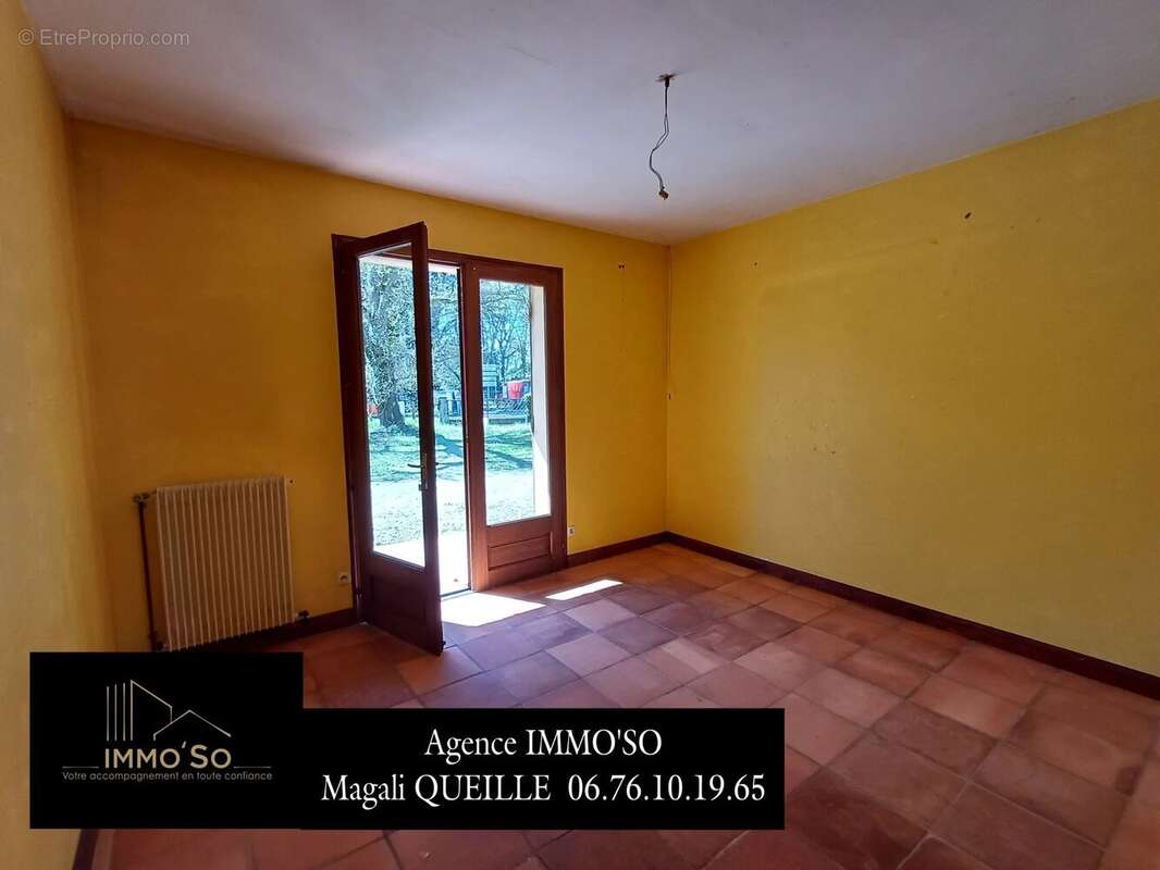 Maison à ARES