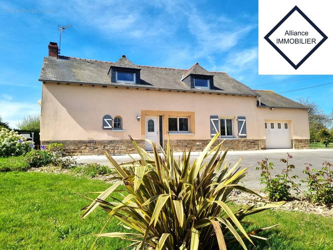 Maison à TREMOREL