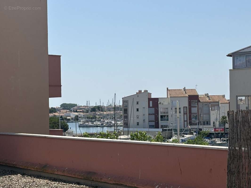 LE CAP D'AGDE - CENTRE PORT - Studio avec loggia et grande terrasse Vue Port - photo 2