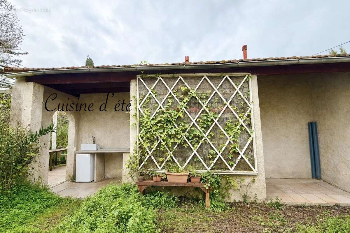 Maison à SIX-FOURS-LES-PLAGES