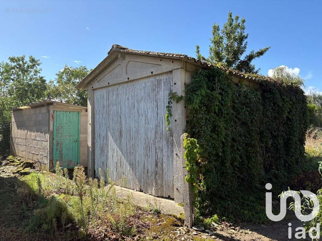Maison 70 m² à Jussy-Le-Chaudrier  - photo 4