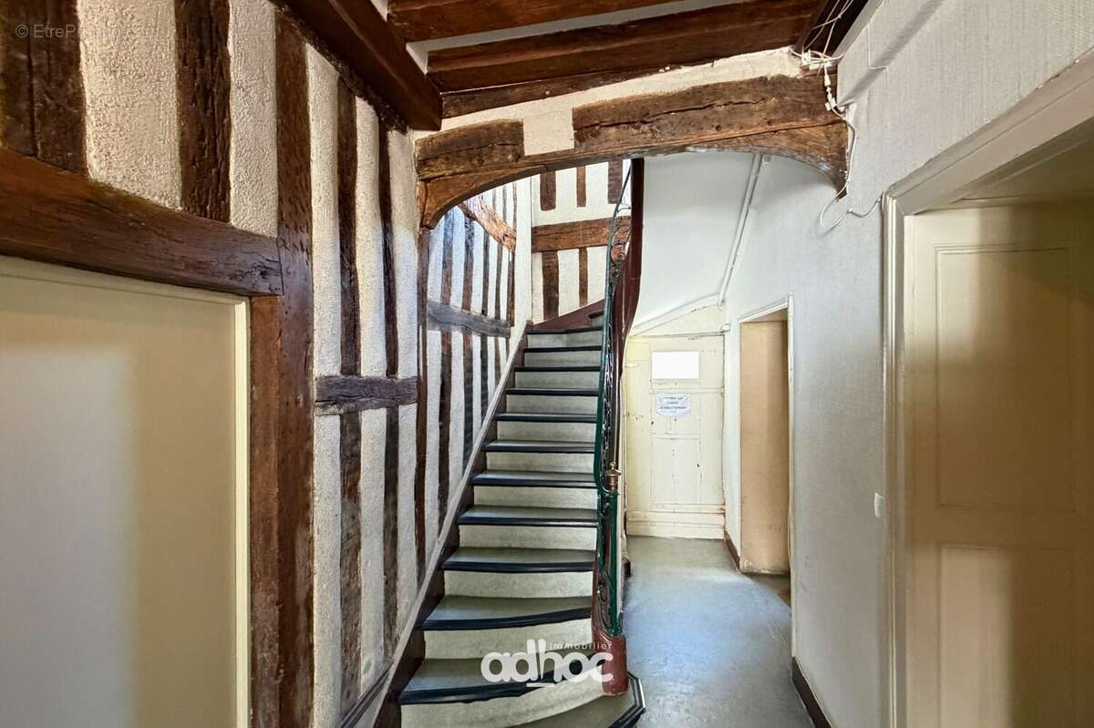 Appartement 30 m² à Orleans  - photo 6