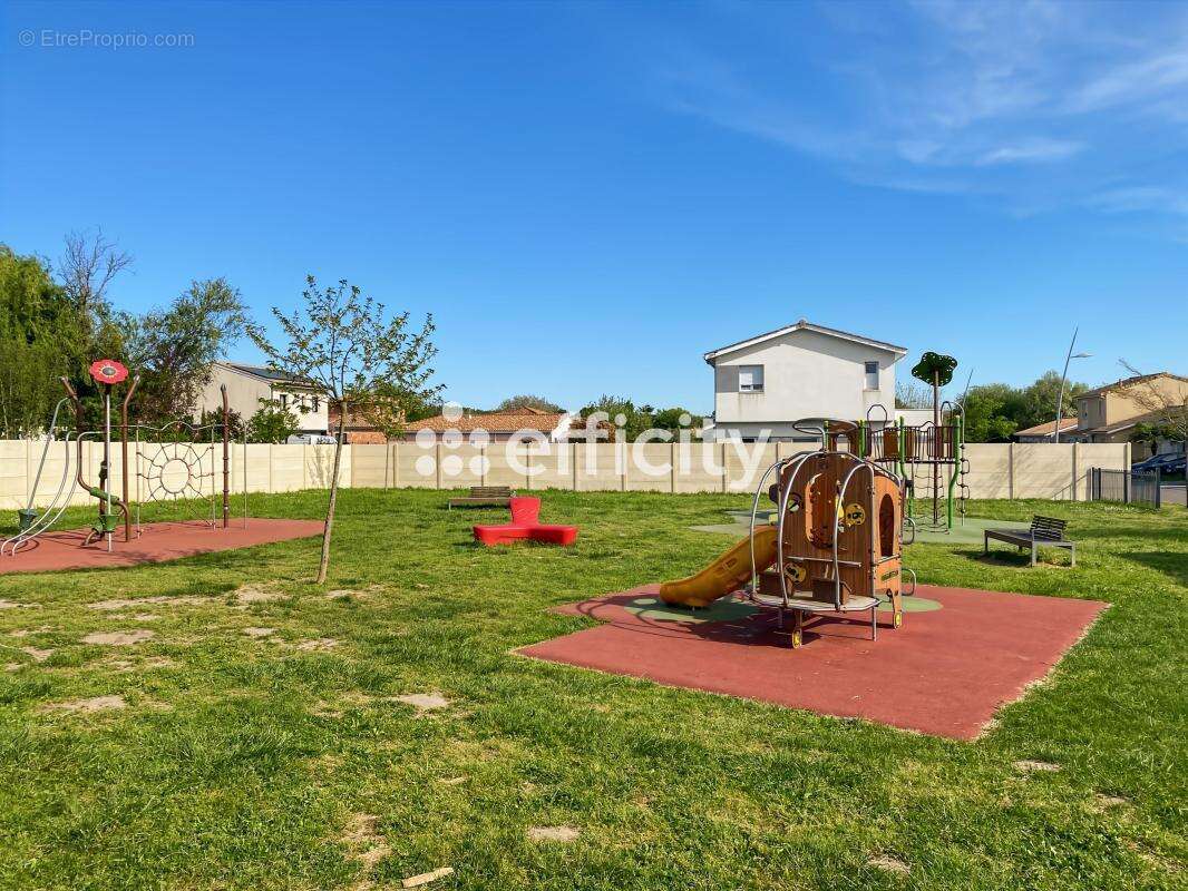 Appartement à SAINT-ANDRE-DE-CUBZAC