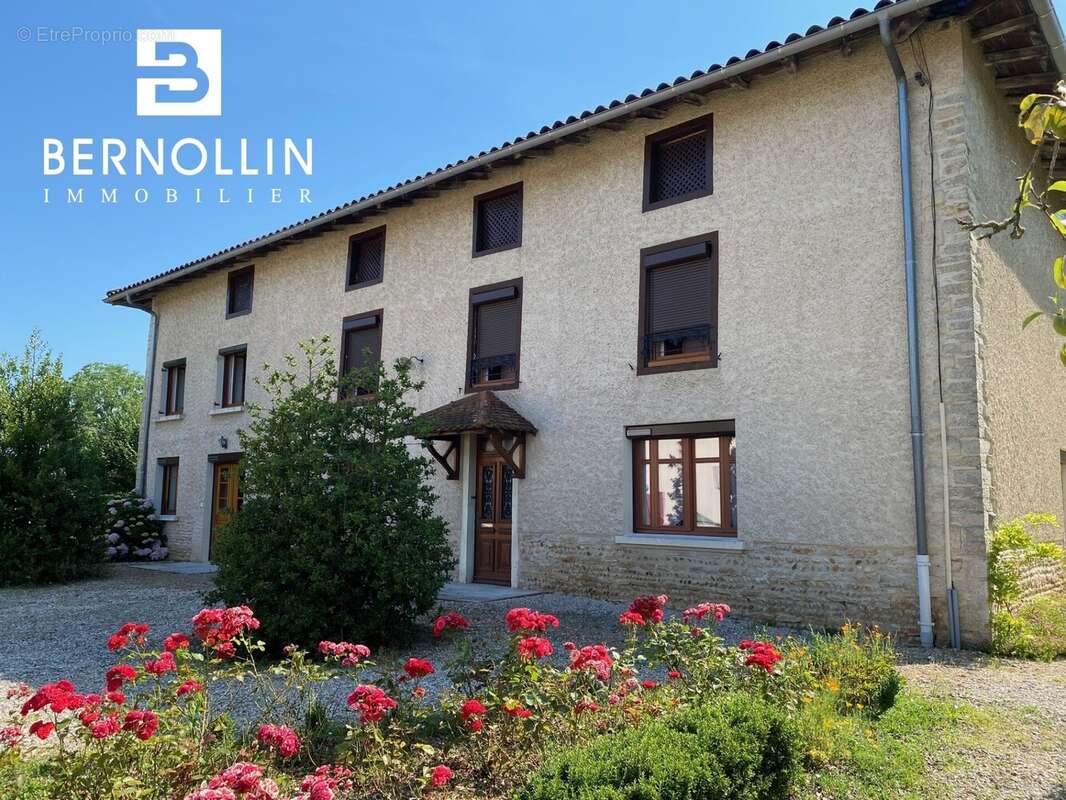 Maison à CRAS-SUR-REYSSOUZE