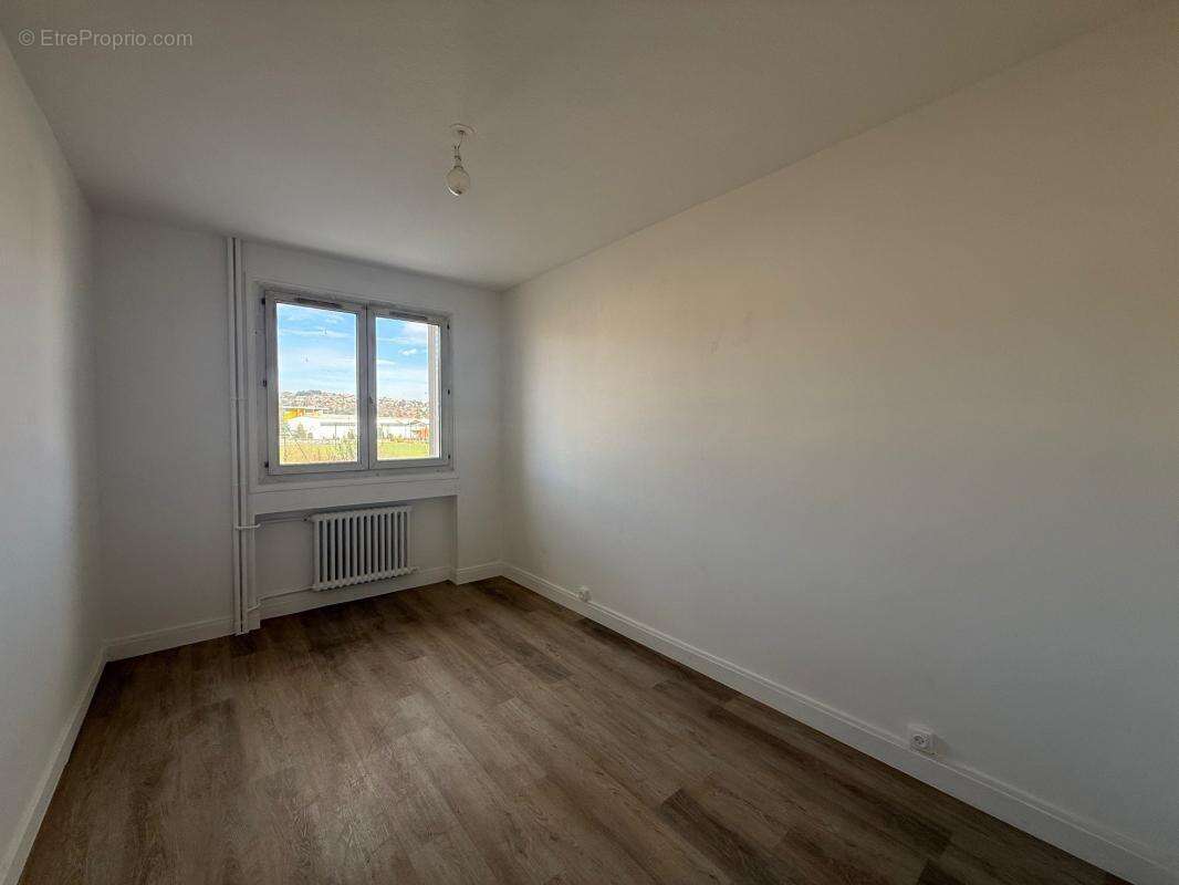 Appartement à LA TALAUDIERE