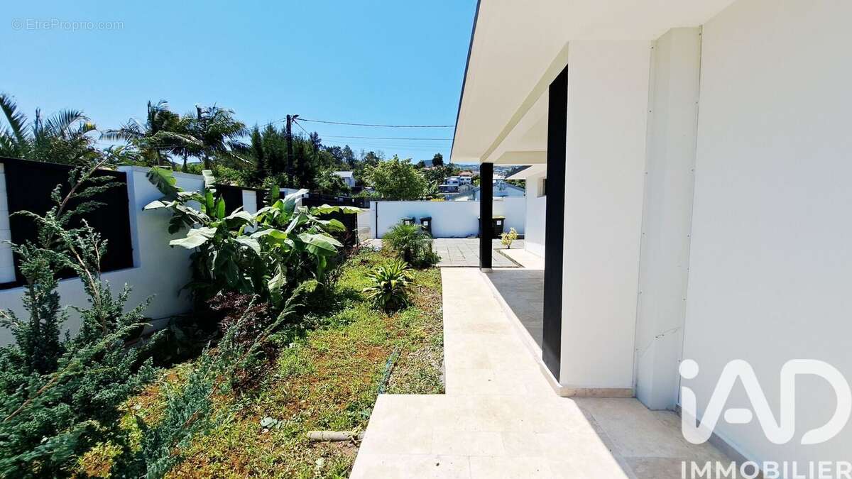 Photo 4 - Maison à LE TAMPON