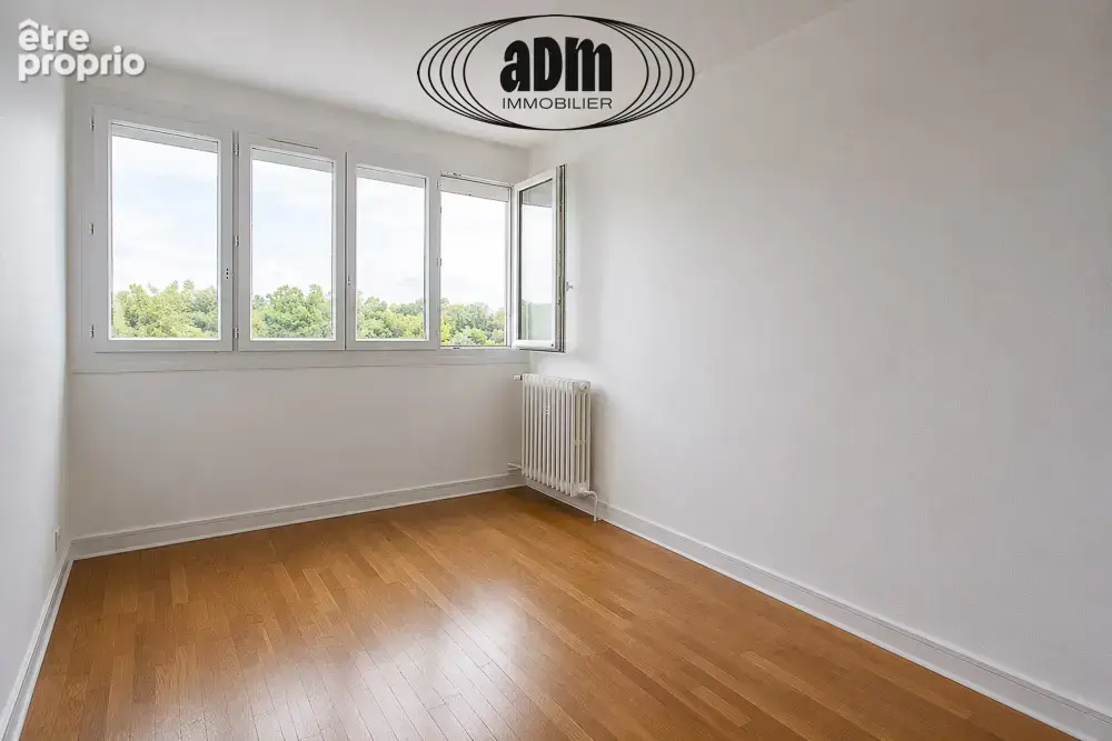 Résidence Bellevue à Meaux / Appartement vendu loué avec balcon, cave, parking et box - photo 9