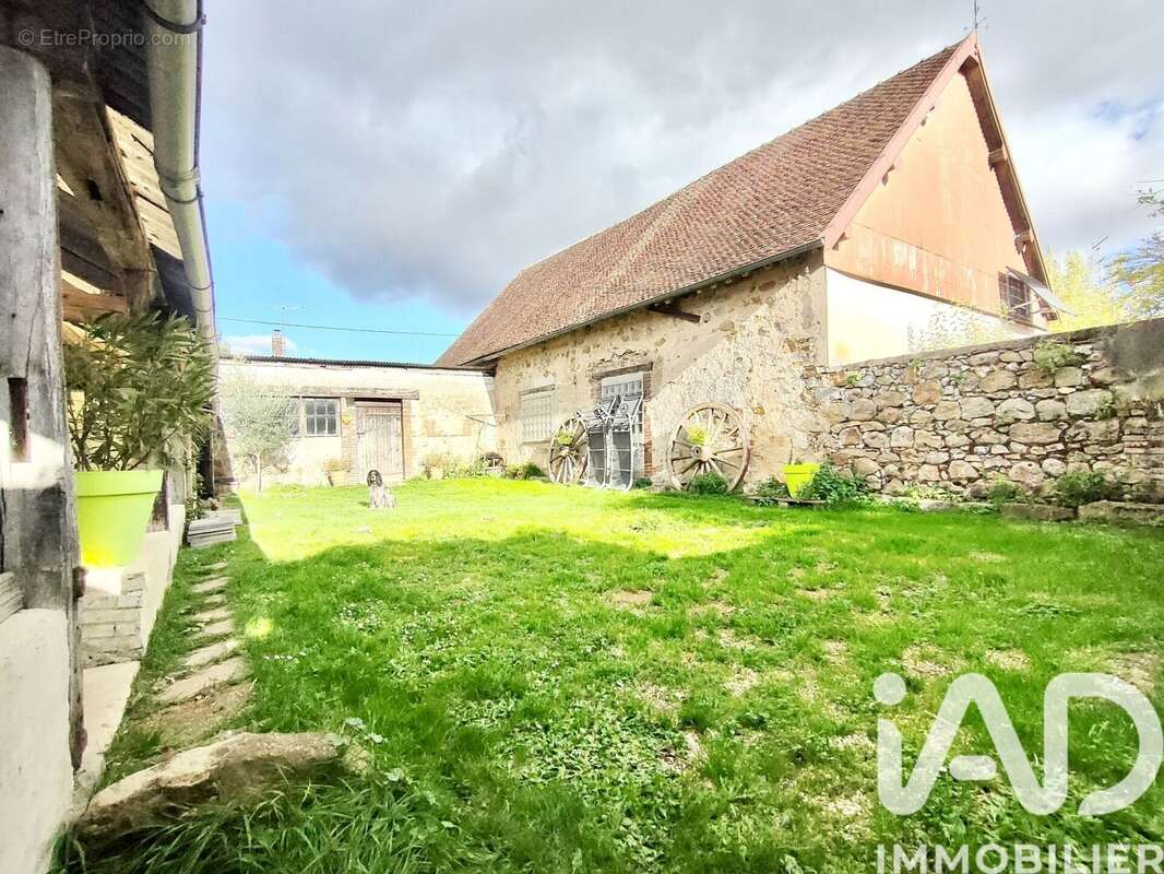 Photo 2 - Maison à COURGENAY