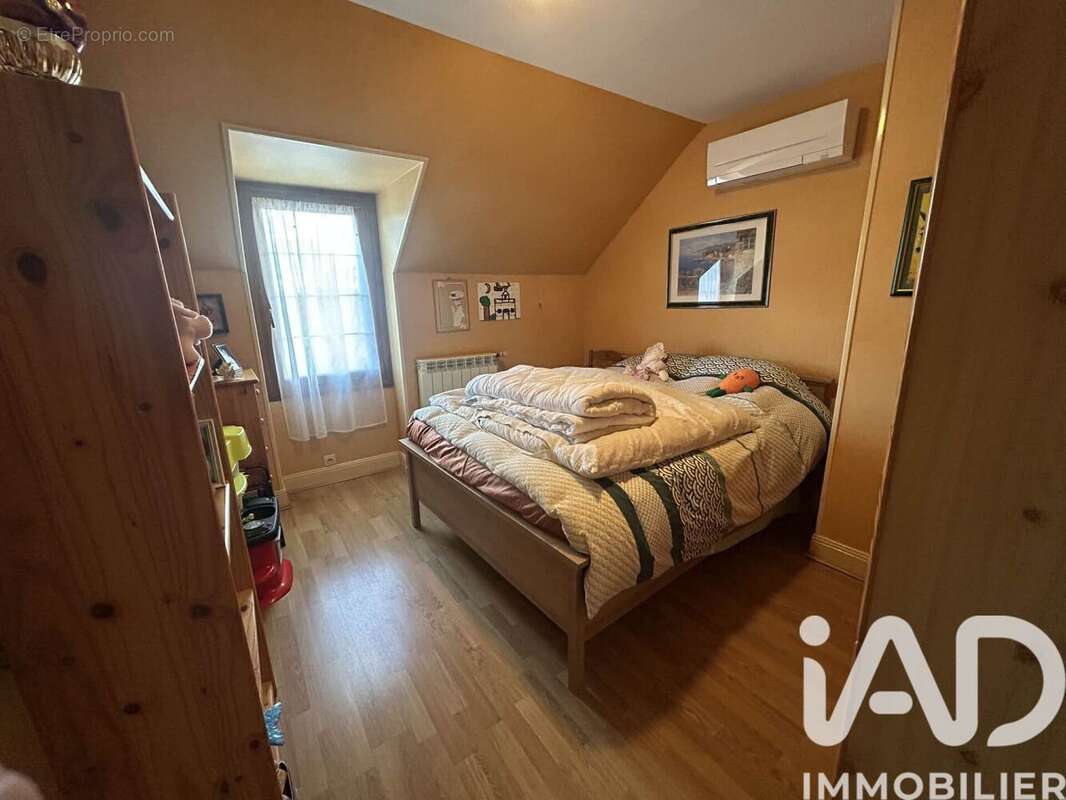 Maison 84 m² à Nohant-En-Gracay  - photo 9