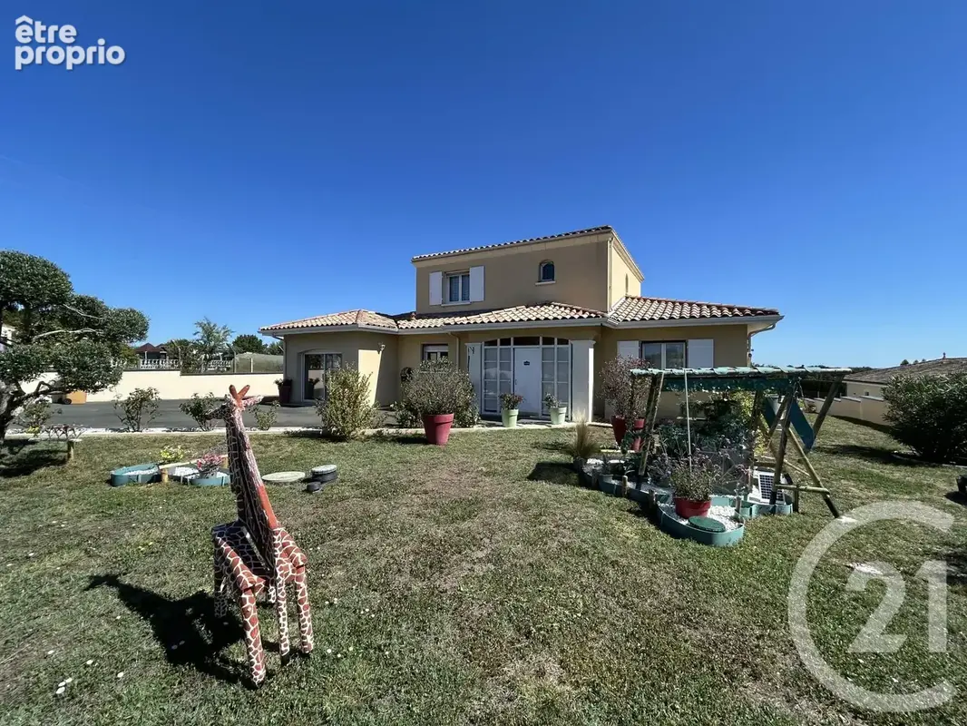 Maison 6 pièces 150 m² à vendre à Saint-Martin-De-Laye (33910) - photo 18
