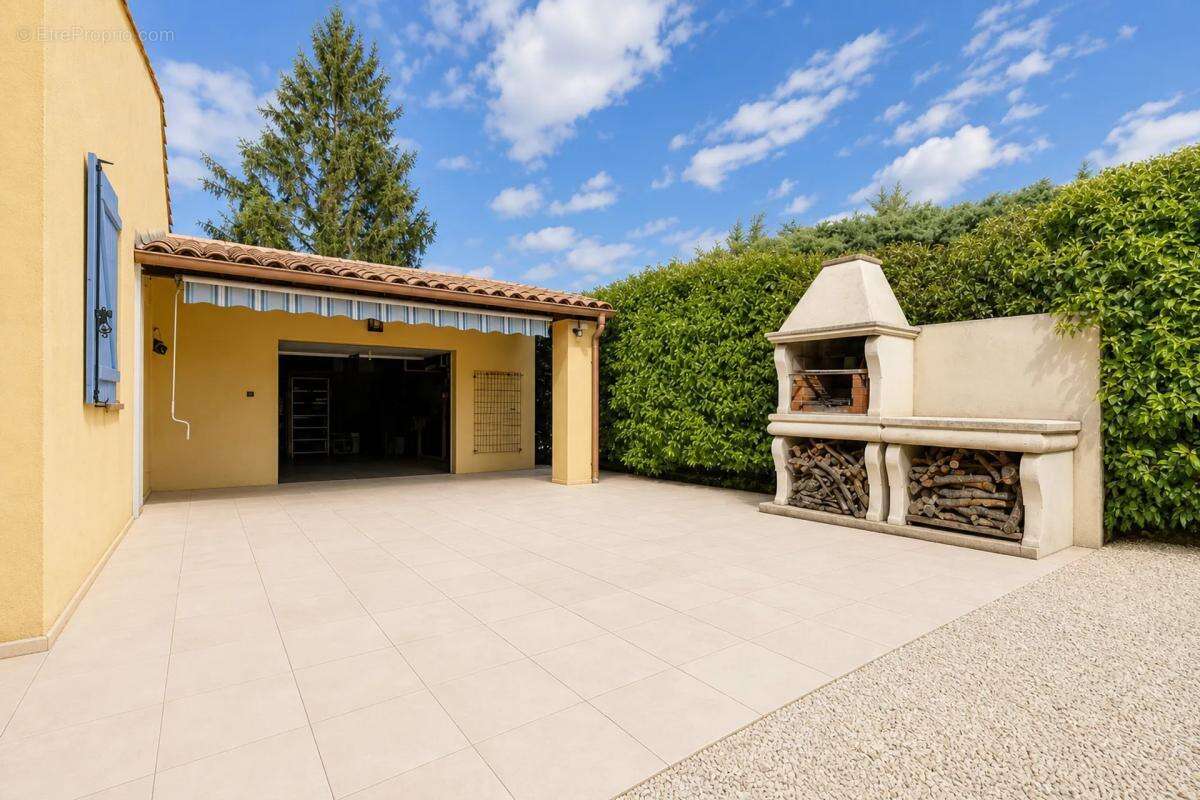 Maison de plain-pied 5 pièces à Rians, louée - photo 19