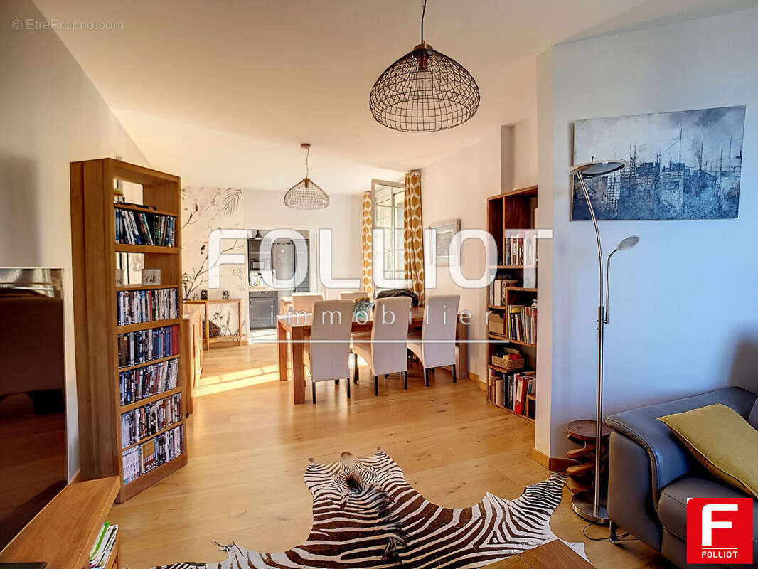 Vente : appartement T5 (140 m²) à GRANVILLE CENTRE - 50400  - VUE  MER - photo 3