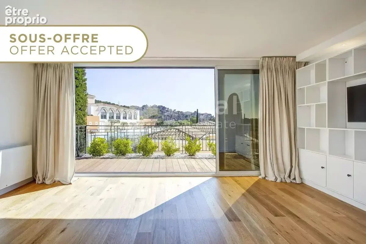 Photo Appartement à Mougins au prix de 495 000€
